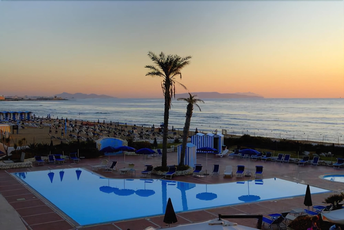 Imagen de la piscina del Hotel Baia dei Mulini Resort and Spa. Foto 12