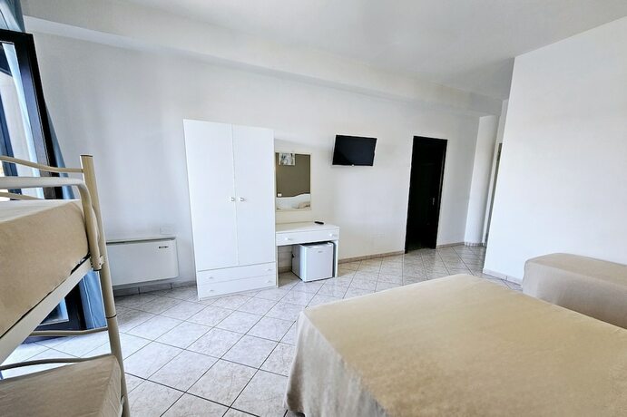 Imagen de la habitación del Hotel Baia del Cigno. Foto 11