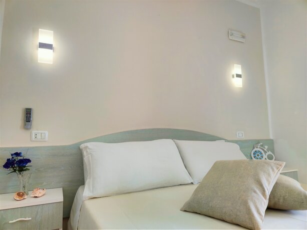 Imagen de la habitación del Hotel Baia del Cigno. Foto 19
