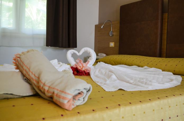 Imagen de la habitación del Hotel Baia del Godano Resort and Spa. Foto 5
