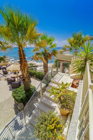 Imagen de la habitación del Hotel Baia del Godano Resort and Spa. Foto 10