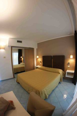 Imagen de la habitación del Hotel Baia del Godano Resort and Spa. Foto 13