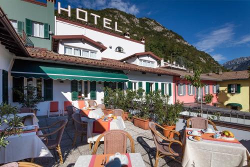 Imagen general del Hotel Baia di Par&eacute;. Foto 5