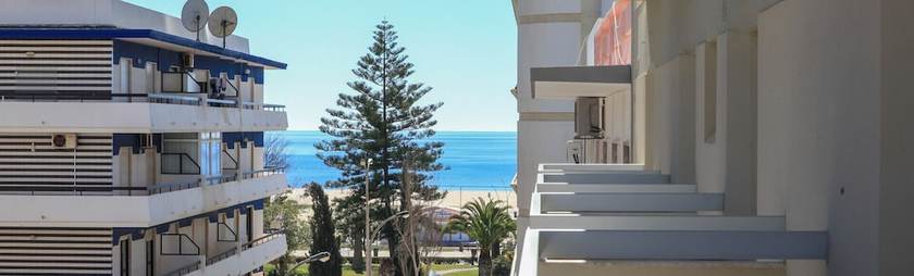 Imagen de la habitación del Hotel Baía Beach. Foto 15