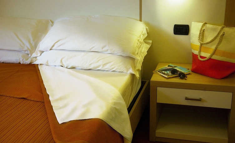 Imagen de la habitación del Hotel Baiamalva Resort. Foto 4