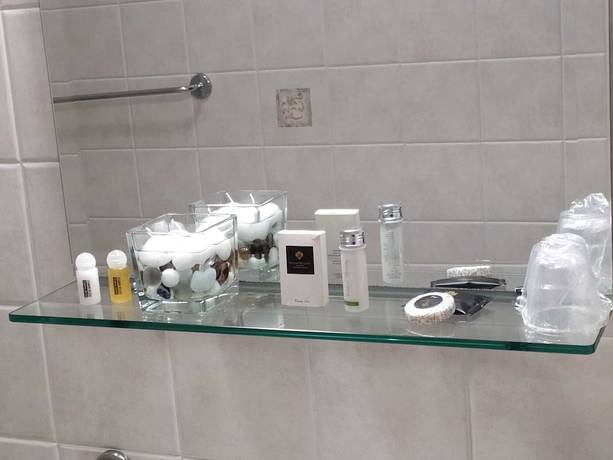 Imagen de la habitación del Hotel Baiardo. Foto 9