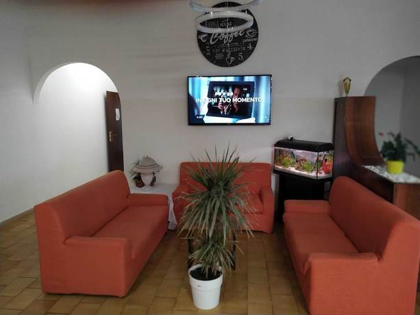 Imagen de los interiores del Hotel Baiardo. Foto 14