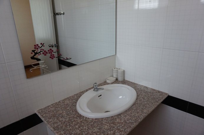 Imagen de la habitación del Hotel Baiboon Grand. Foto 3