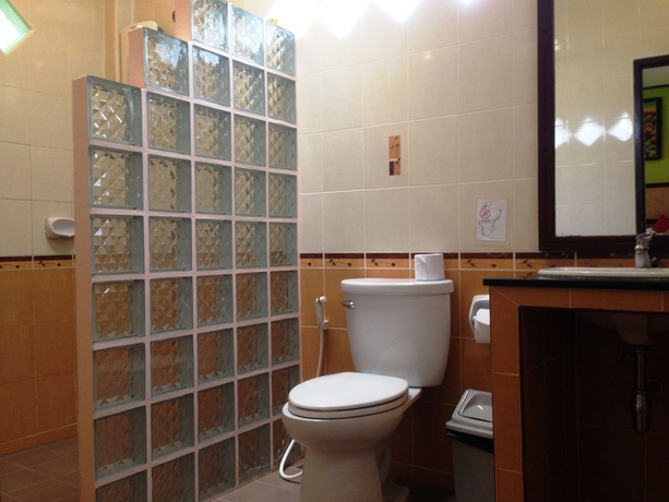 Imagen de la habitación del Hotel Bailan Beach Resort. Foto 6