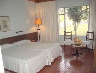 Imagen de la habitación del Hotel Bailen. Foto 30