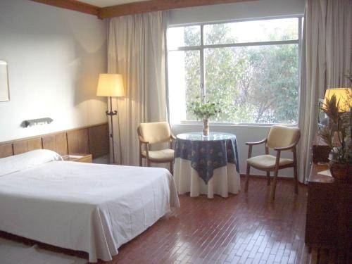 Imagen de la habitación del Hotel Bailen. Foto 32