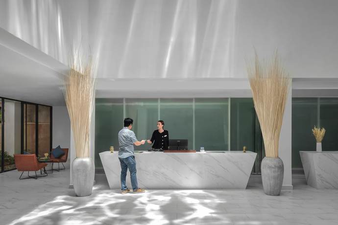 Imagen de los interiores del Hotel Baitong and Resort. Foto 13