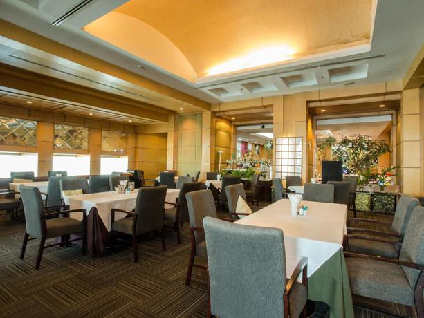 Imagen del bar/restaurante del Hotel Baiyoke Sky. Foto 3