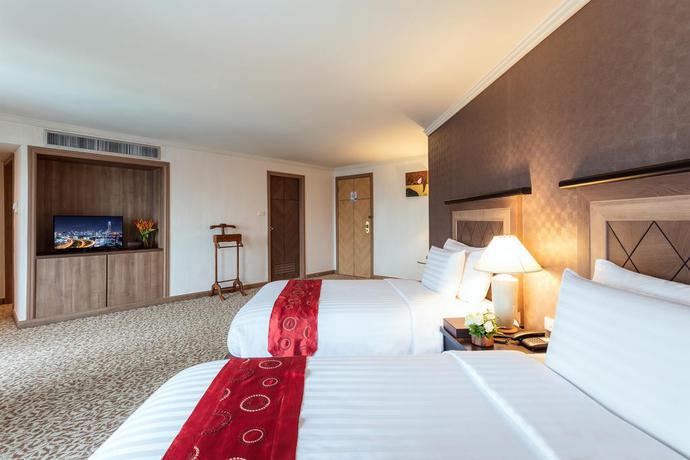 Imagen de la habitación del Hotel Baiyoke Sky. Foto 16