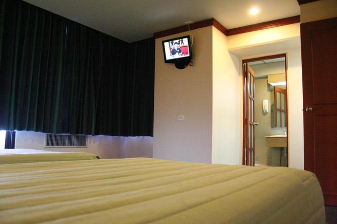 Imagen de la habitación del Hotel Baiyoke Suite. Foto 7