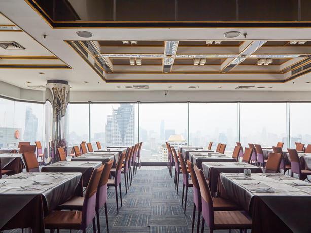 Imagen del bar/restaurante del Hotel Baiyoke Suite. Foto 4