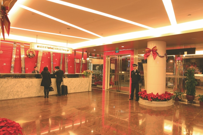 Imagen de los interiores del Hotel Baiyun City. Foto 5