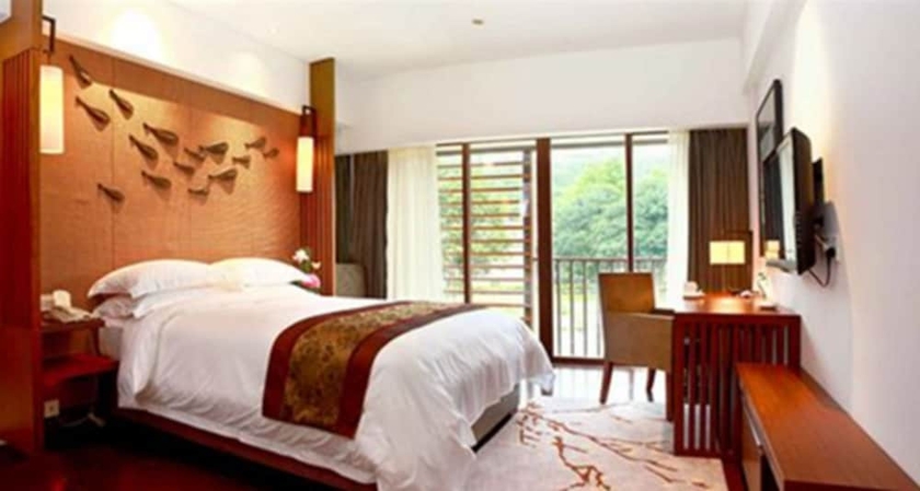 Imagen de la habitación del Hotel Baiyun Lakeside. Foto 6