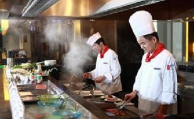 Imagen del bar/restaurante del Hotel Baiyun Lakeside. Foto 5