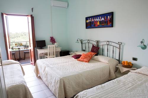 Imagen de la habitación del Hotel Baja Azzurra, Torre di Bari. Foto 3
