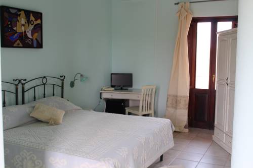 Imagen de la habitación del Hotel Baja Azzurra, Torre di Bari. Foto 12