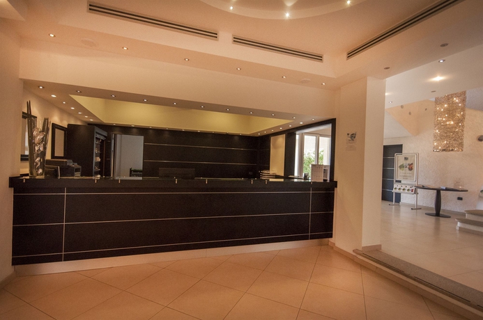 Imagen de los interiores del Hotel Baja. Foto 8