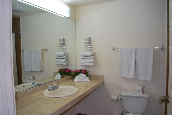 Imagen de la habitación del Hotel Baja, Puerto Pe&ntilde;asco. Foto 13