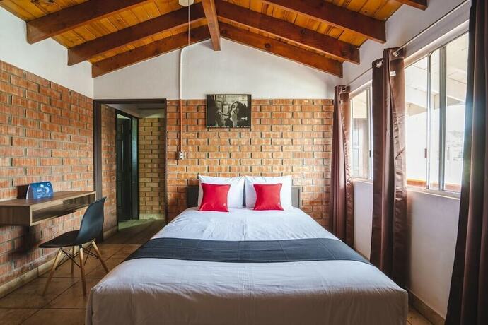 Imagen de la habitación del Hotel Baja Surf Ensenada. Foto 8