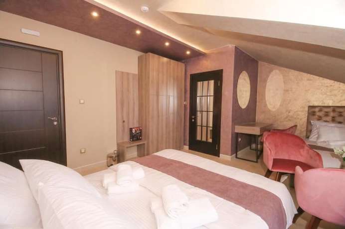 Imagen de la habitación del Hotel Bajadera Lux. Foto 17