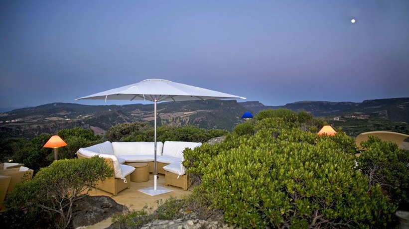 Imagen de los exteriores del Hotel Bajaloglia Resort. Foto 12