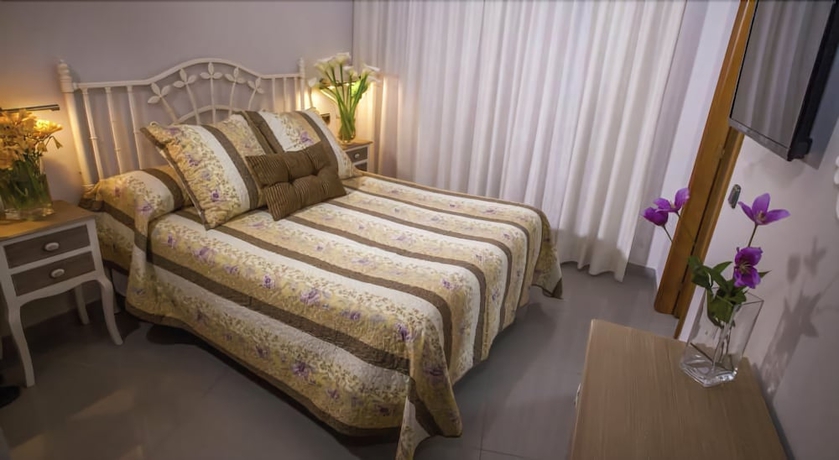 Imagen de la habitación del Hotel Bajamar. Foto 5