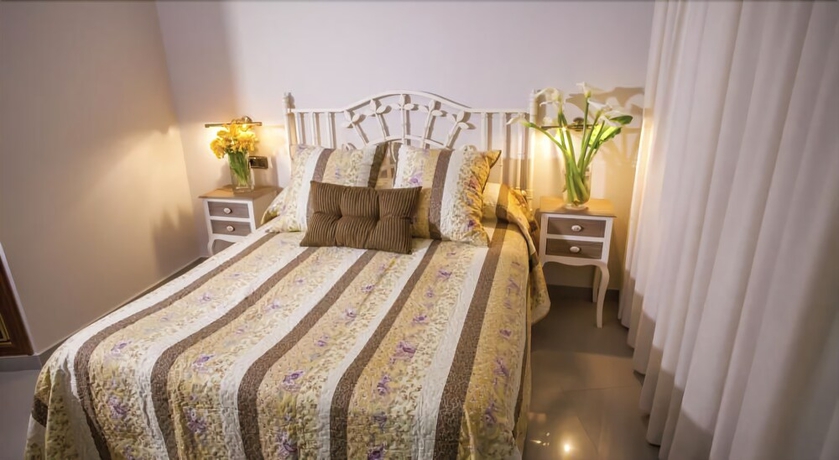 Imagen de la habitación del Hotel Bajamar. Foto 12