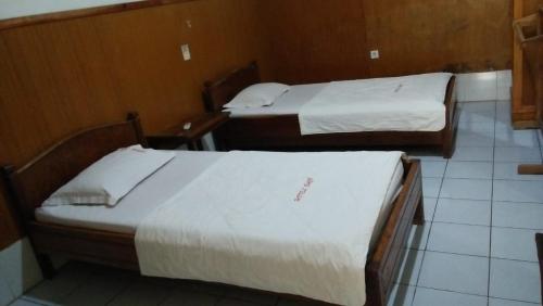 Imagen de la habitación del Hotel Bajo. Foto 6