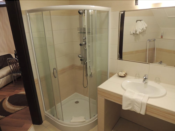 Imagen de la habitación del Hotel Bajor Panzio Restaurant - Adults Only. Foto 11