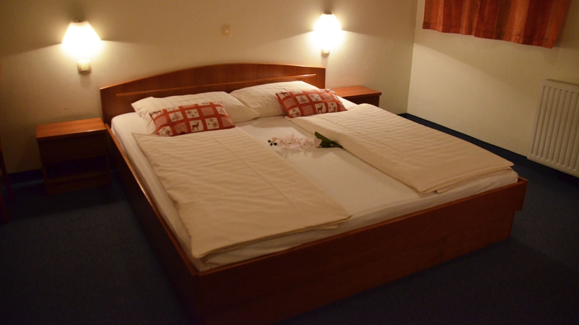 Imagen de la habitación del Hotel Bajt Maribor. Foto 3