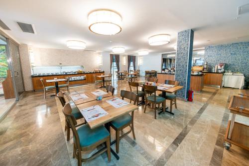 Imagen general del Hotel Başkent Center. Foto 18