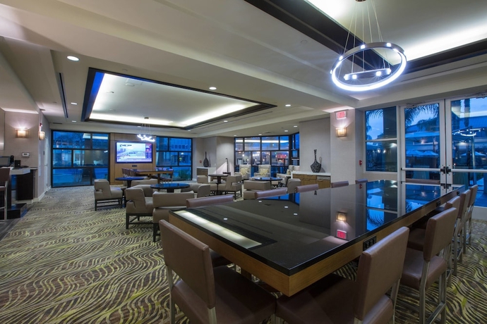 Imagen de la habitación del Hotel Bakersfield Marriott At The Convention Center. Foto 15