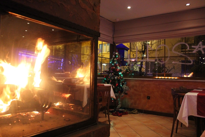Imagen del bar/restaurante del Hotel Bakirkoy Tashan Business and Airport. Foto 4