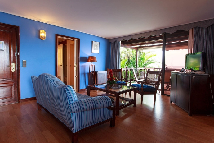 Imagen de los interiores del Hotel Bakoua. Foto 15