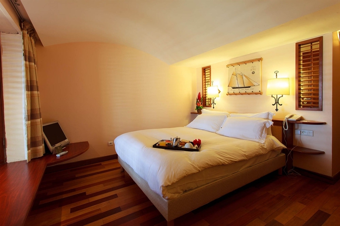 Imagen de la habitación del Hotel Bakoua. Foto 5