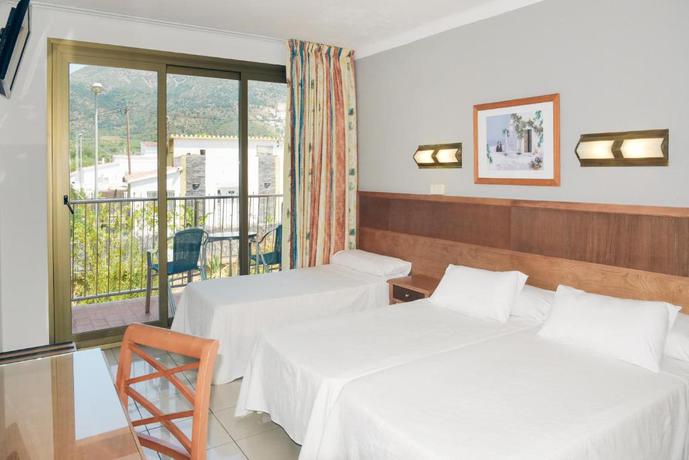 Imagen de la habitación del Hotel Bakour Costa Brava. Foto 5