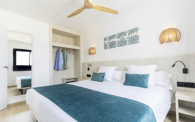 Imagen de la habitación del Hotel Bakour Lanzarote Splash. Foto 9