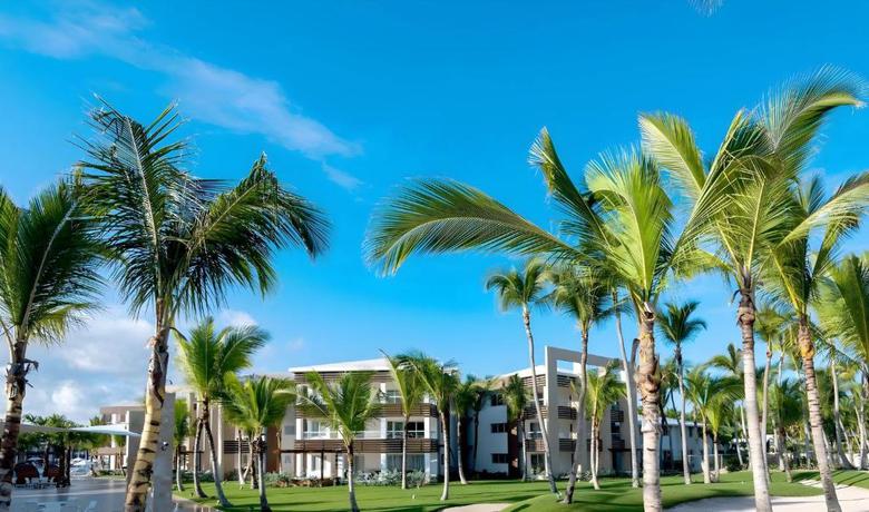 Imagen de los exteriores del Hotel Bakour Punta Cana Suites. Foto 13