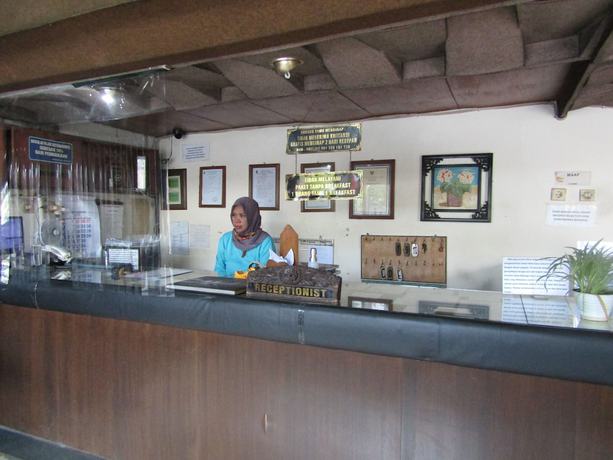 Imagen de los interiores del Hotel Bakti. Foto 19