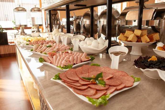 Imagen del bar/restaurante del Hotel BakurianiPearl. Foto 4