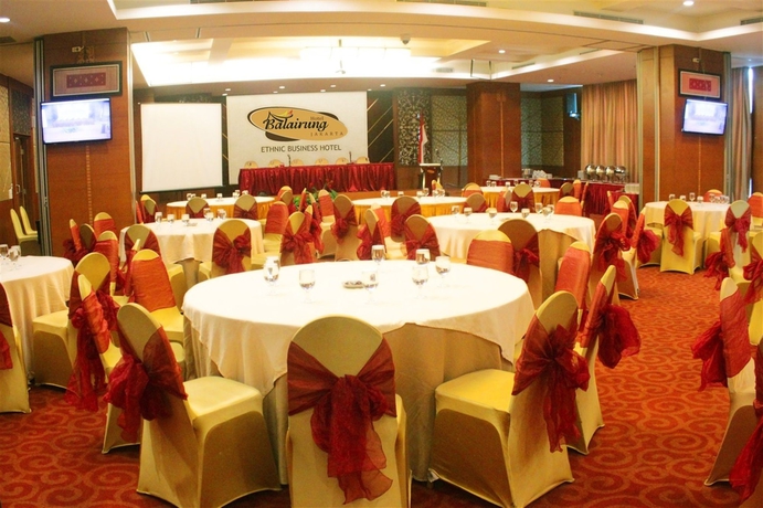 Imagen de los interiores del Hotel Balairung. Foto 13