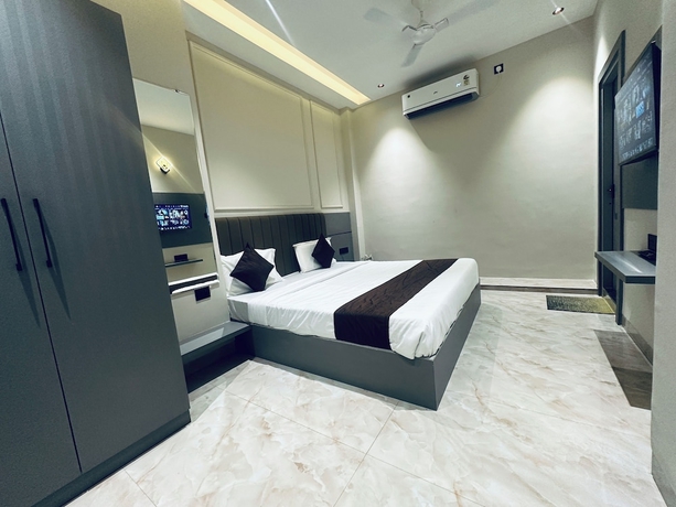 Imagen de la habitación del Hotel Balaji Inn, Ayodhya Bypass. Foto 2