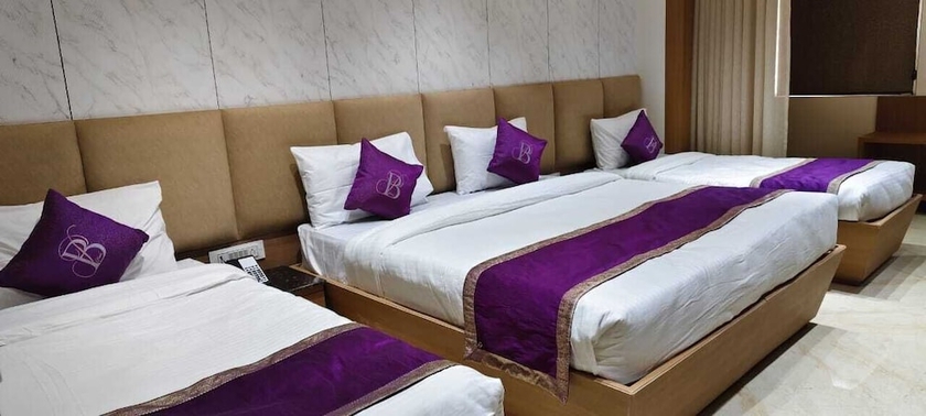 Imagen de la habitación del Hotel Balaji Palace Kashi. Foto 2