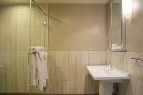 Imagen de la habitación del Hotel Balboa Inn. Foto 3