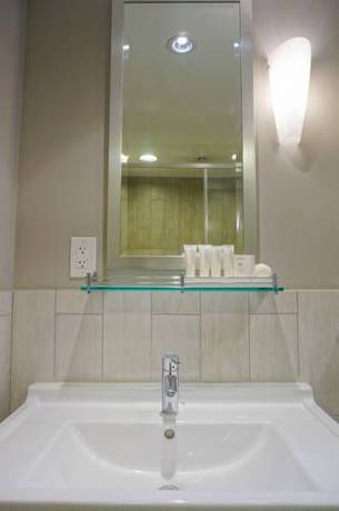 Imagen de la habitación del Hotel Balboa Inn. Foto 16